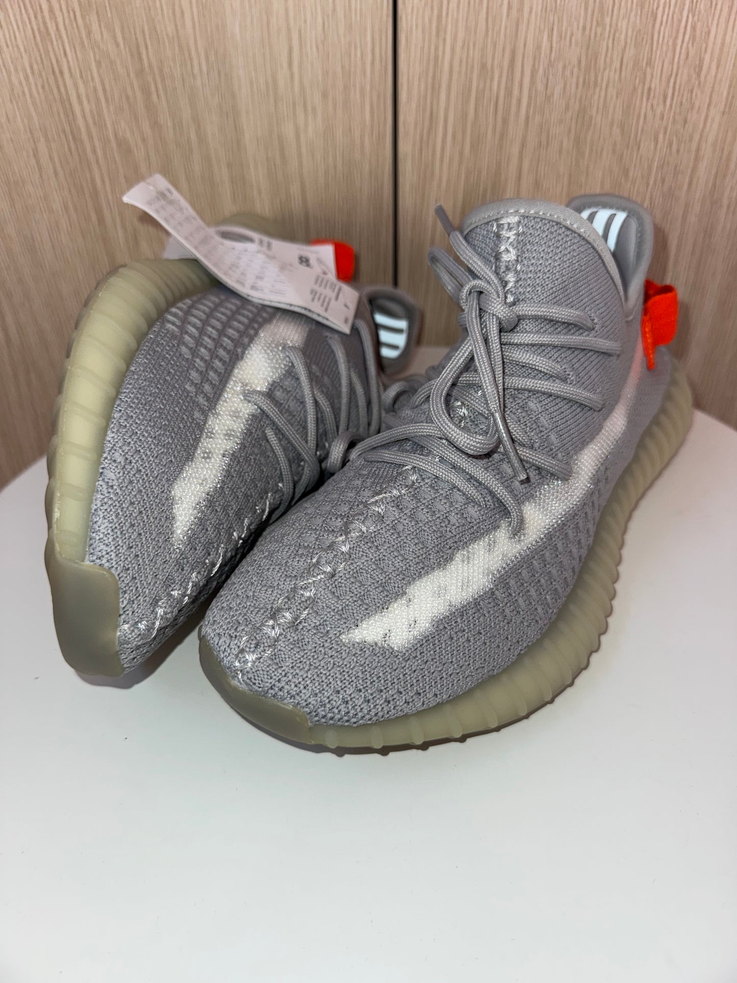 Yeey Boost 350 Taigl Light