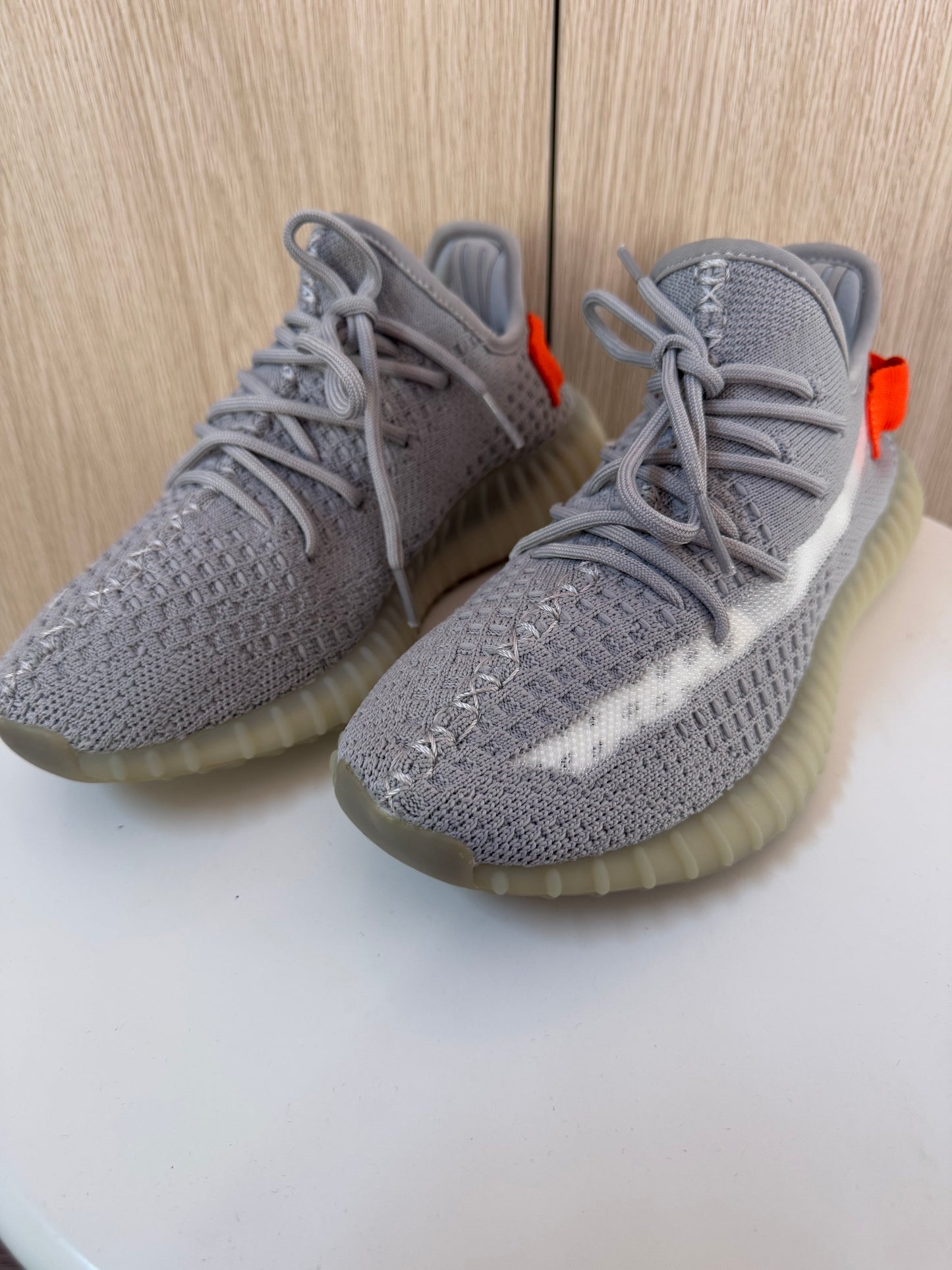 Yeey Boost 350 Taigl Light